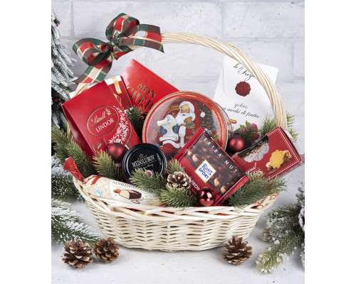 Новогодняя корзина 'Сладкий новый год'