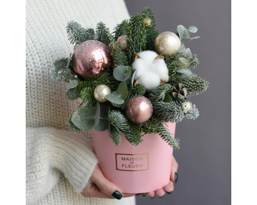 New Year's composition in a box "Champagne Splashes"