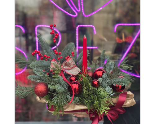 Composition "Red Christmas"