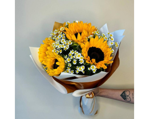 Bouquet of sunflowers